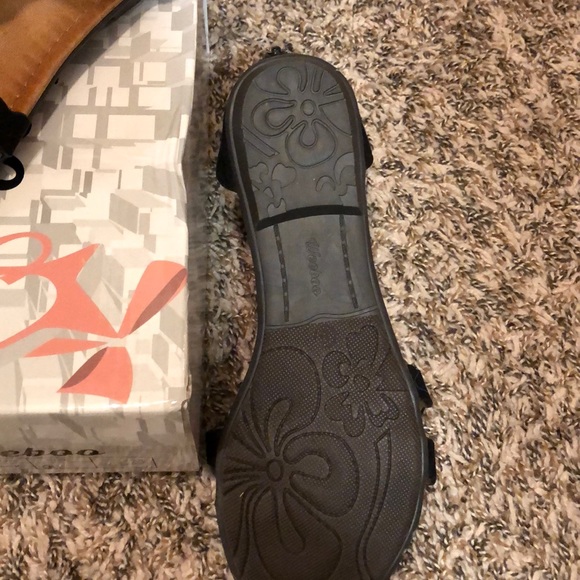 Weeboo black sandal - Picture 3 of 3